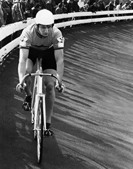 Cycling Safety Gear Prints: Sprint Cyclist