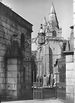 Historic Scottish Landmarks Prints: St. Machars Cathedral