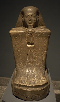 Statue-cube of the vizier Nes-Pekashutty. Egypt Statue-cube of the vizier Nes-Pekashutty. Egypt