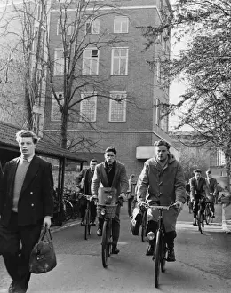 Cambridge University Students Prints: Students on Bicycles