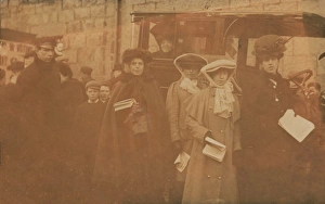 Suffragettes Annie Kenney & Helen Fraser 1907 Suffragettes Annie Kenney & Helen Fraser 1907