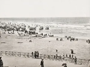 Tourists on the beach at Ostende, Belgium Tourists on the beach at Ostende, Belgium