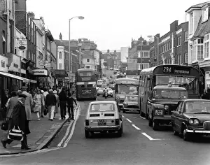 Prints of Heavy traffic on the high street at (Royal). Tunbridge Wells, Kent, England. Date: circa 1980 Well Prints: Tunbridge Wells Heavy Traffic Print circa 1980