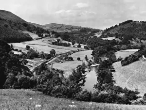River Dee Wales Prints: The Vale of Llangollen
