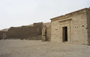 Valley of the Artisans. Temple of Hathor and Maat. Outside v Valley of the Artisans. Temple of Hathor and Maat. Outside v