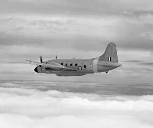 Vintage Aeroplane Collection Prints: Vickers Varsity VX828