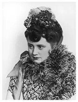 1940s Fashion Trends Prints: VICTORIAN HAT