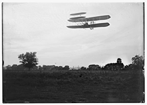 Front view of flight 41, Orville flying to the left at a hei Front view of flight 41, Orville flying to the left at a hei