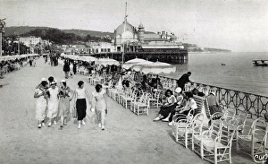 A view of the La Promenade des Anglais, Nice, France A view of the La Promenade des Anglais, Nice, France