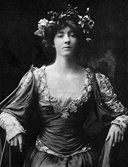 Fancy Dress Costume Prints: Viola Tree