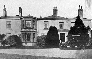 Violet Gordon Charlesworth: her home Violet Gordon Charlesworth: her home