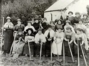 Welsh women road builders, South Wales Welsh women road builders, South Wales
