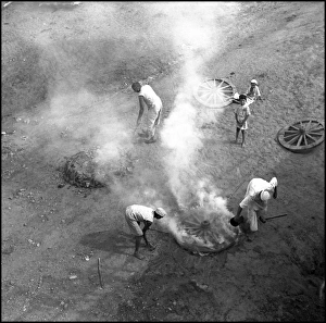 Wheelwrights - Mandu, Madhya Pradesh Wheelwrights - Mandu, Madhya Pradesh