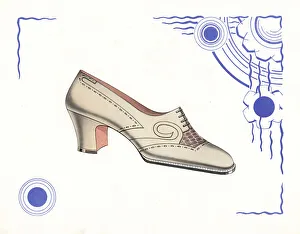 Woman's brogue shoe design in pale leather Woman's brogue shoe design in pale leather