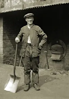 Historical Occupation Images Prints: Workman with spade