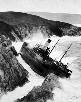 Wreck of the Herefordshire on the Cadigan coast, trapping th Wreck of the Herefordshire on the Cadigan coast, trapping th