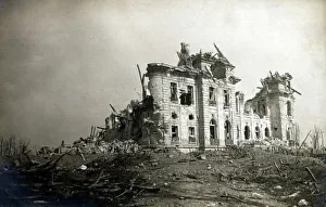 WW1 - White Chateau, Hollebeke in ruins WW1 - White Chateau, Hollebeke in ruins