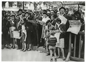 WW2 - During the evening of May 7th, all over Paris, Special editions are printed WW2 - During the evening of May 7th, all over Paris, Special editions are printed