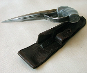 WWI - Robbins of Dudley Trench Fighting Punch Dagger WWI - Robbins of Dudley Trench Fighting Punch Dagger