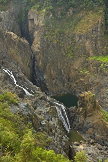 Barron Falls and Gorge - impressive narrow gorge and Barron Falls, seen from above Barron Falls and Gorge - impressive narrow gorge and Barron Falls, seen from above