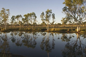 Billabong - A billabong is a waterhole usually left after a previously flowing river has Billabong - A billabong is a waterhole usually left after a previously flowing river has