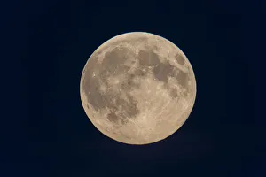 Full Moon, Lower Saxony, Germany Full Moon, Lower Saxony, Germany