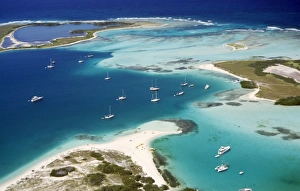 VENEZUELA - Coral Atol, Archipelago of Los Roques, Carribean Sea VENEZUELA - Coral Atol, Archipelago of Los Roques, Carribean Sea