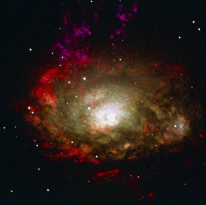 Hubble Space Telescope Photos Prints: Active galaxy
