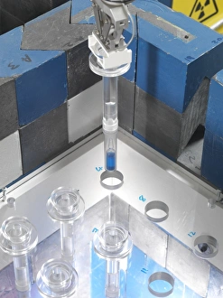 National Physical Laboratory UK Prints: Automatic sample changer C016 / 3808
