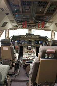 Boeing 747 Prints: Boeing 747-8 Flight Deck Print