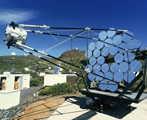 Cerenkov light detectors for gamma ray astronomy Cerenkov light detectors for gamma ray astronomy