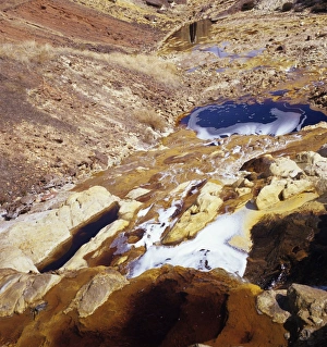Images Dated 17th February 2005: Copper mine pollution Print