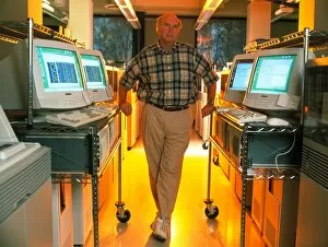 Images Dated 25th October 2002: Dr Craig Venter