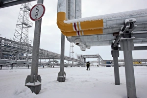 Prints of Gas condensate processing plant. Gas condensate is a low-density mix of hydrocarbons found in natural gas deposits Images Dated 2010 August: Novy Urengoi Gas Condensate Processing Plant Print