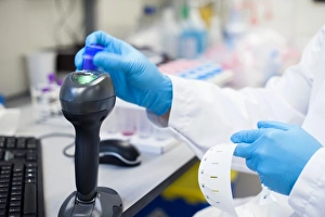 Deoxyribonucleic Acid (DNA) Prints: Genetic analysis, scanning samples C019 / 0258