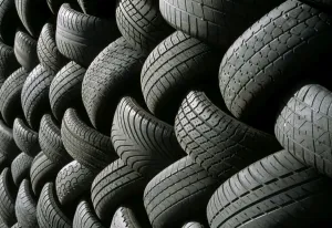 Graphics And Pattern Prints: Spare Tyres Print