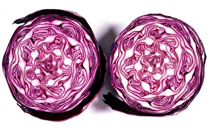 Images Dated 21st December 2005: Halved Red Cabbage Print