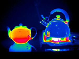 Prints of Kettle and teapot. Thermogram of a kettle being heated on a gas hob next to a teapot filled with hot water Images Dated 2010 May: Thermogram Print of Kettle and Teapot