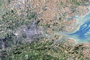 London, true-colour satellite image C016/3888 London, true-colour satellite image C016/3888