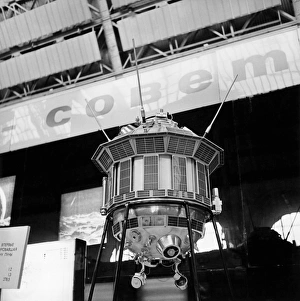 Luna 3 spacecraft Luna 3 spacecraft