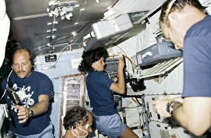 Preparing food on space shuttle C013/7898 Preparing food on space shuttle C013/7898