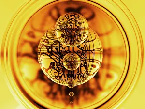 Images Dated 21st June 2005: Quantum Computing Print: Electronic Circuitry on Spheres