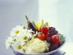 Vegetable Arrangement Ideas Prints: Salad vegetables