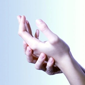 Images Dated 16th May 2008: Woman's Hands Print