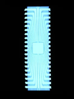 Images Dated 25th June 1996: X-ray of a silicon chip from a teletext board