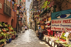 Alley in the densely populated Spanish Quarter (Quartieri Spagnoli), City of Naples Alley in the densely populated Spanish Quarter (Quartieri Spagnoli), City of Naples
