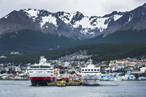 Antarctic cruise ships docked in Ushuaia, Tierra Del Fuego, Patagonia, Argentina Antarctic cruise ships docked in Ushuaia, Tierra Del Fuego, Patagonia, Argentina