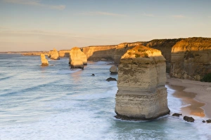 Twelve Apostles at dawn, Port Campbell National Park, Great Ocean Road, Victoria Twelve Apostles at dawn, Port Campbell National Park, Great Ocean Road, Victoria