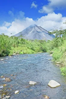 Arenal volcano, La Fortuna, Costa Rica, Central America Arenal volcano, La Fortuna, Costa Rica, Central America