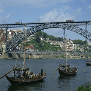 River Douro Portugal Prints: Barco rabelo